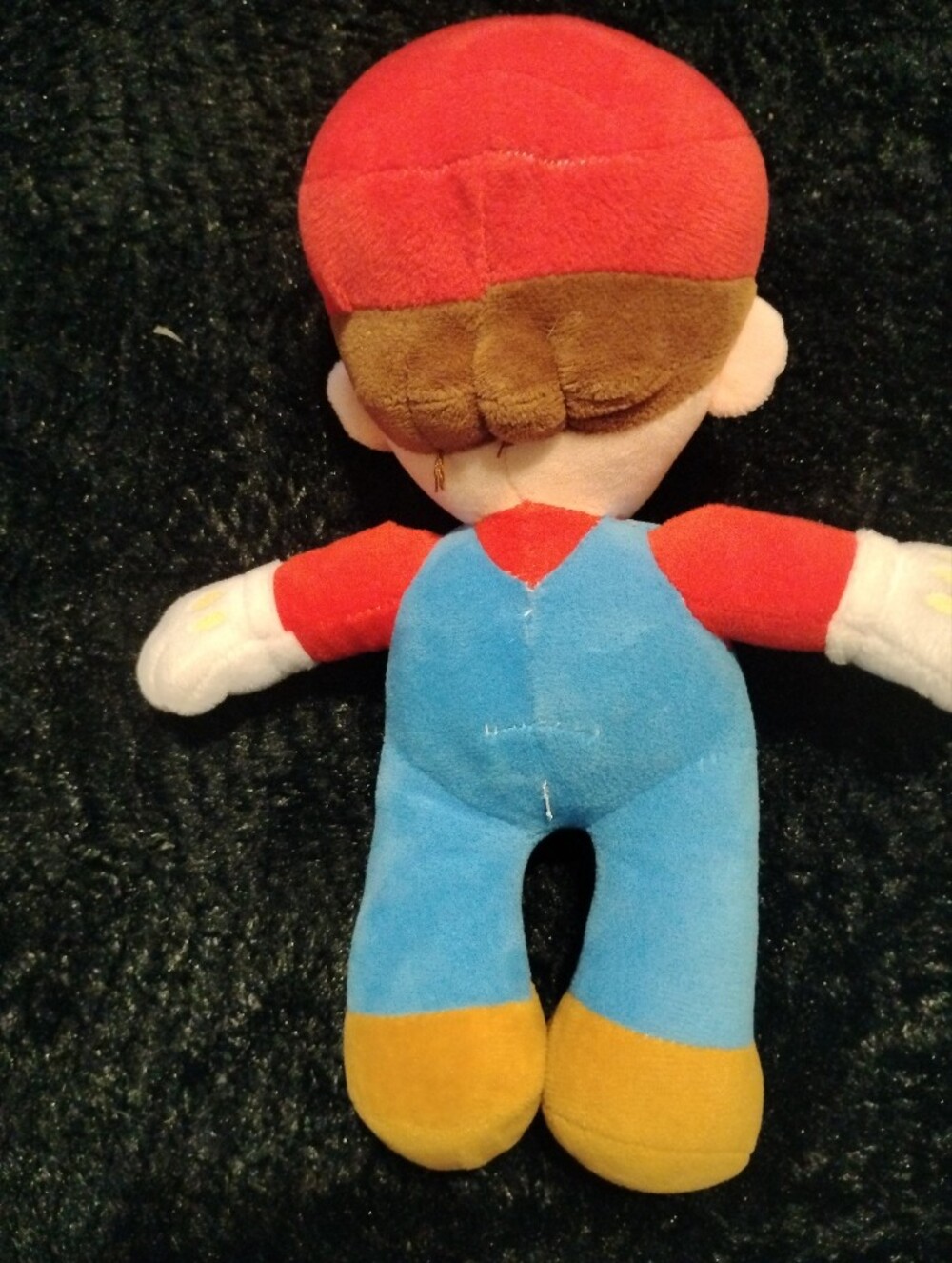 Mario Plush - Picture 2 of 4